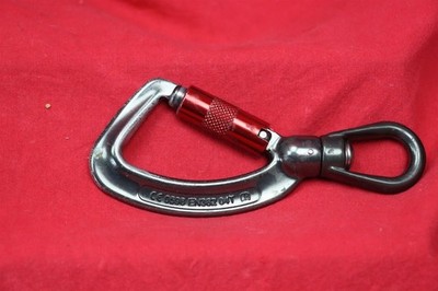 1 ISC ''Twister'' 6000 Lb All Aluminum Large Super-Safe Carabiner w.Swivel Base.