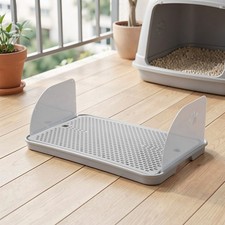 Durable Plastic Cat Litter Ramp with Nonslip Surface and Removable Side Baffle