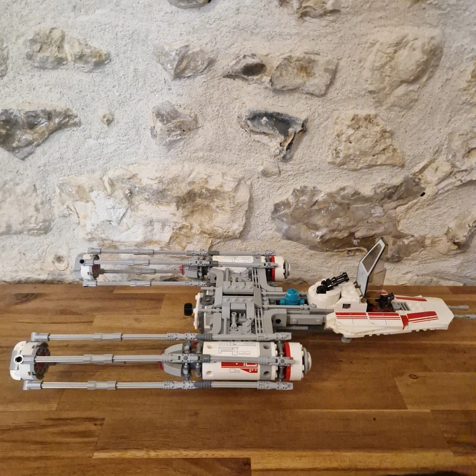 LEGO Star Wars 75249 Resistance Y-Wing Starfighter, photo 4 sur 5