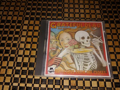 Skeletons from the Closet: The Best of Grateful Dead [Warner Bros.]  Ba3