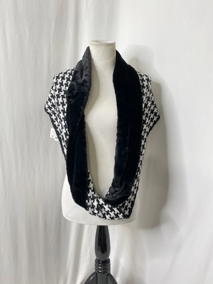 Croft & Barrow Pata de Gallo Twisted Infinity Bufanda Envoltura Piel Sintética Blanco y Negro Foto 2 de 4