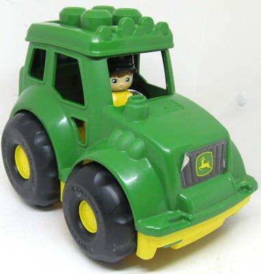 Mega Bloks John Deere Lil' Tractor with Block Buddy Figure Building Toy Green.