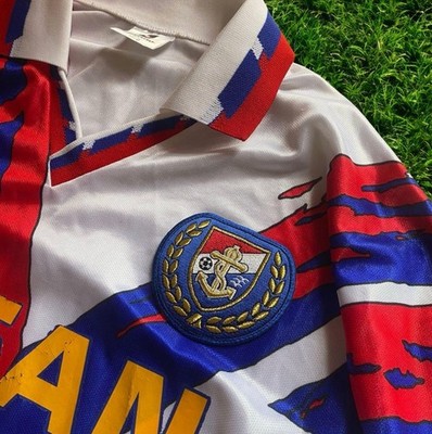 Footy Headlines Yokohama Marinos 1994 Home 9 Ramon Diaz Yokohama F