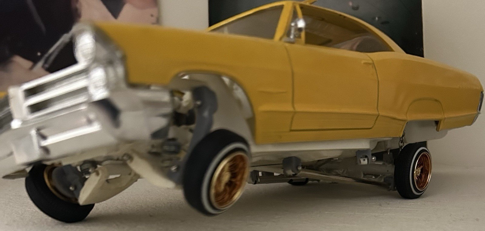 Hydraulic Model Car 1/25 Scale Diecast Model Toy Vehicle