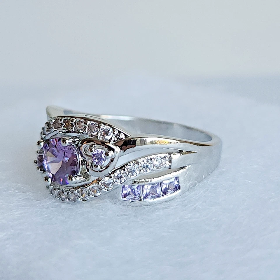 Sterling Silver Amethyst & Cubic Zirconia Cocktail Ring | Size 9 | 4.2g - Image 2 of 4
