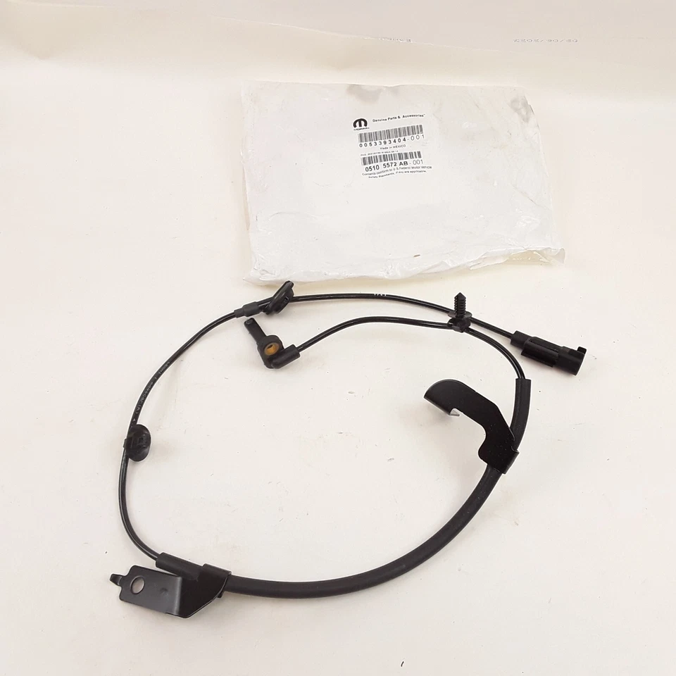 Sensor de frenos antibloqueo derecho Mopar 05105572AB para Jeep Compass Patriot (2017) Foto 2 de 4