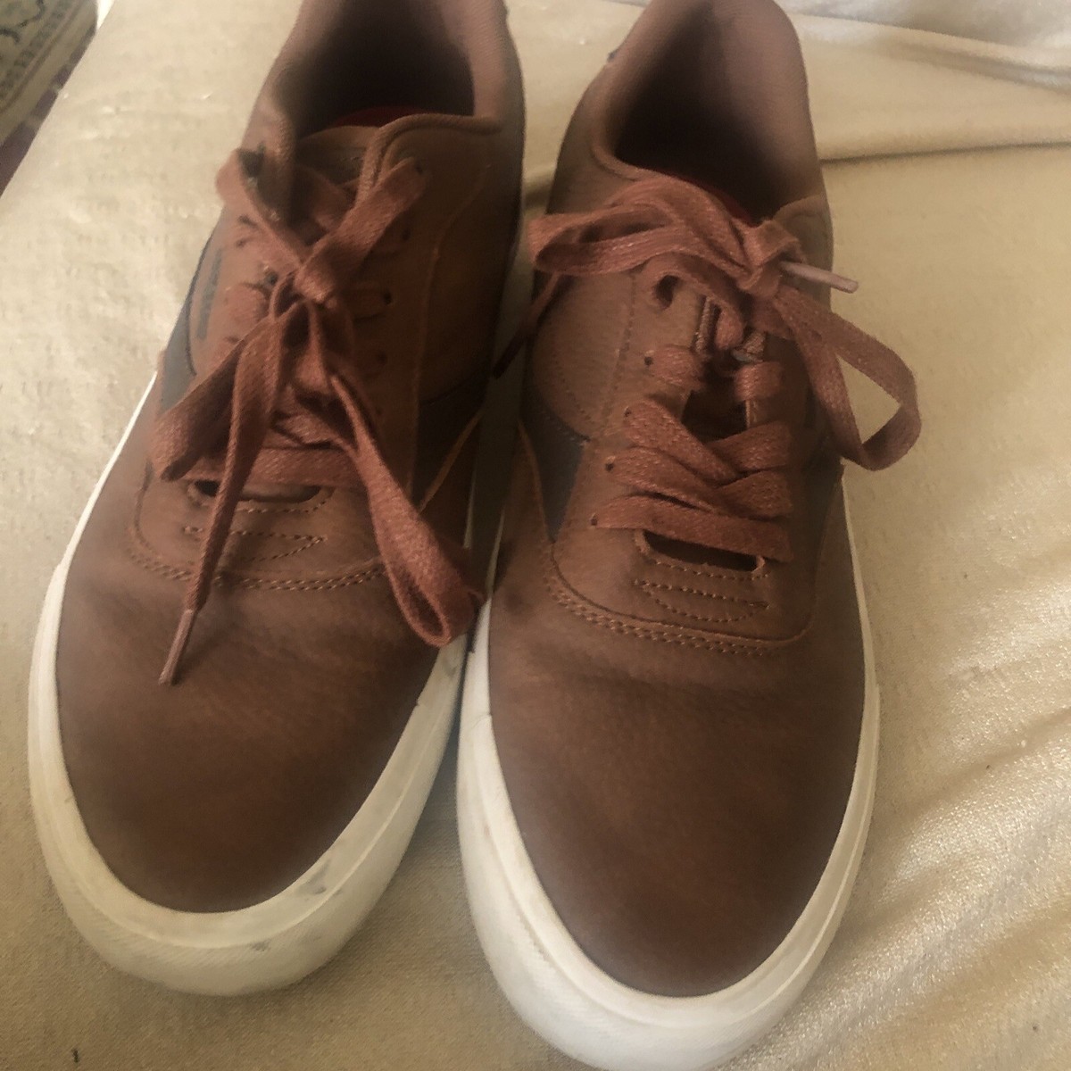 Levis Strauss Comfort Leather Shoe. Brown.  Size 9.5. Classy    Rare Amazon.com | Levi main image 4