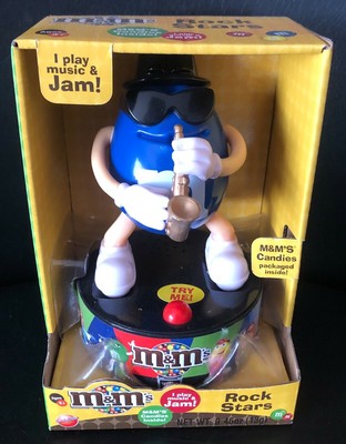 Candyrific Rock stars toy with m&m's candy (609454625854)