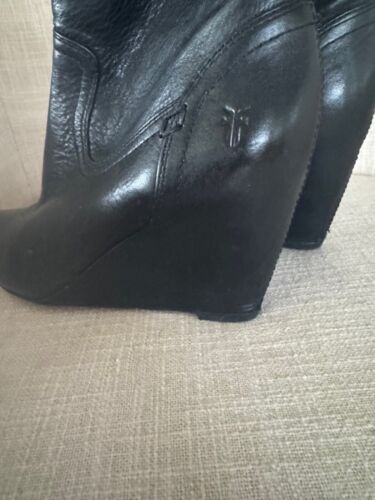 Ladies Frye Black Ankle Boots Wedge Heel 7M - Picture 3 of 6