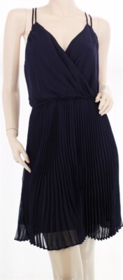 Akiko Designer Nil Blau Plisse Ärmellos Cocktail Kleid US M