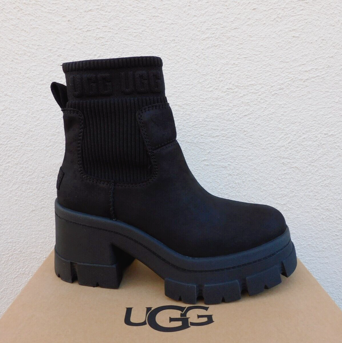 UGG BROOKLYN CHELSEA LEATHER PLATFORM ANKLE BOOTS, WOMEN US EUR  ~NIB
