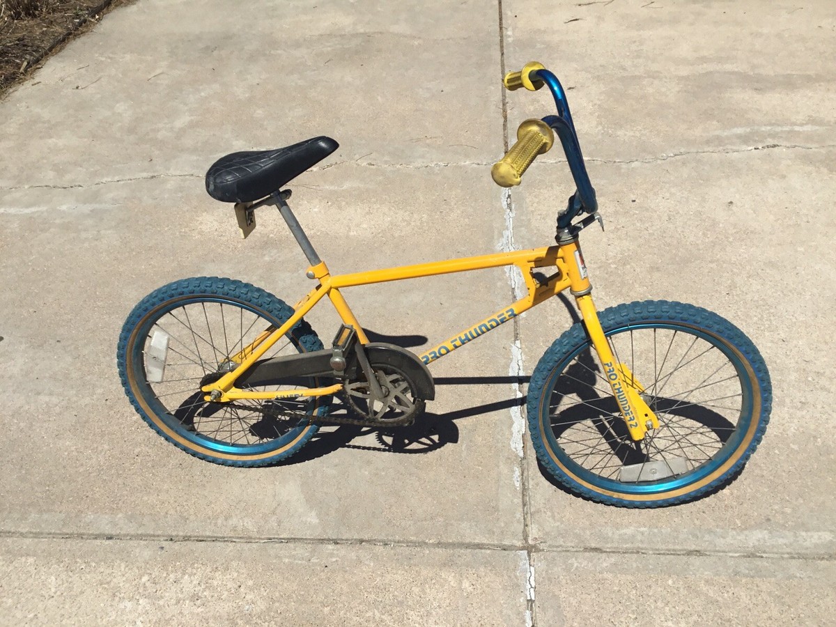 Huffy Pro Thunder Bmx Vintage Old School Huffy Pro Thunder BMX
