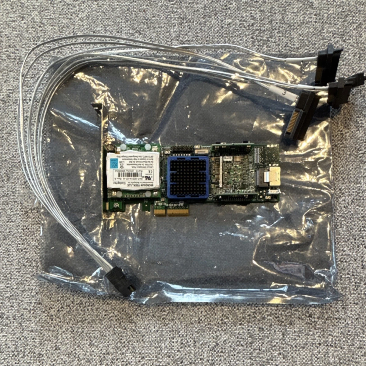 Carte contrôleur SCSI RAID DELL J4588 PERC4/SC PCI-X Ultra320 LVD SER502 REV 80