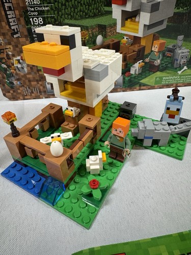 Lego Minecraft The Chicken Coop Used With Box And Instructions - Picture 2 of 8