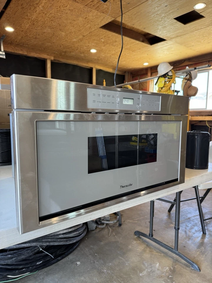 Forno e micro-ondas Thermador - Imagem 4 de 4