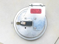TRIDELTA FS6746-1698 Air Pressure Switch 60J4...