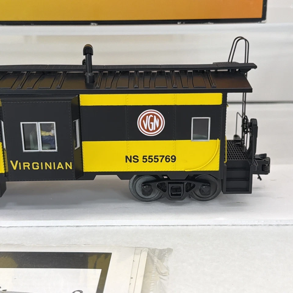 MTH Railking NS Heritage 30-77226 Virginian Bay Window Caboose New O #555769 - Image 3 of 4