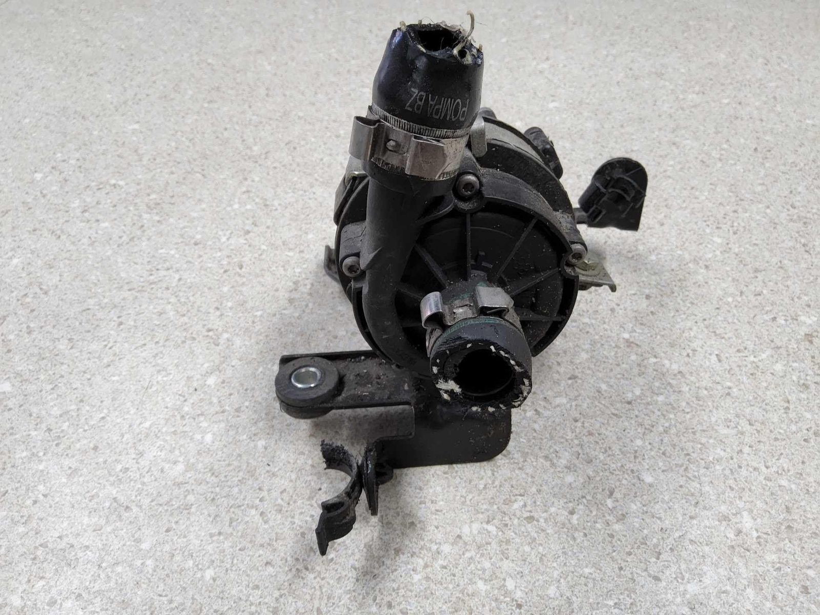 670005347 Air Pump MASERATI LEVANTE 20