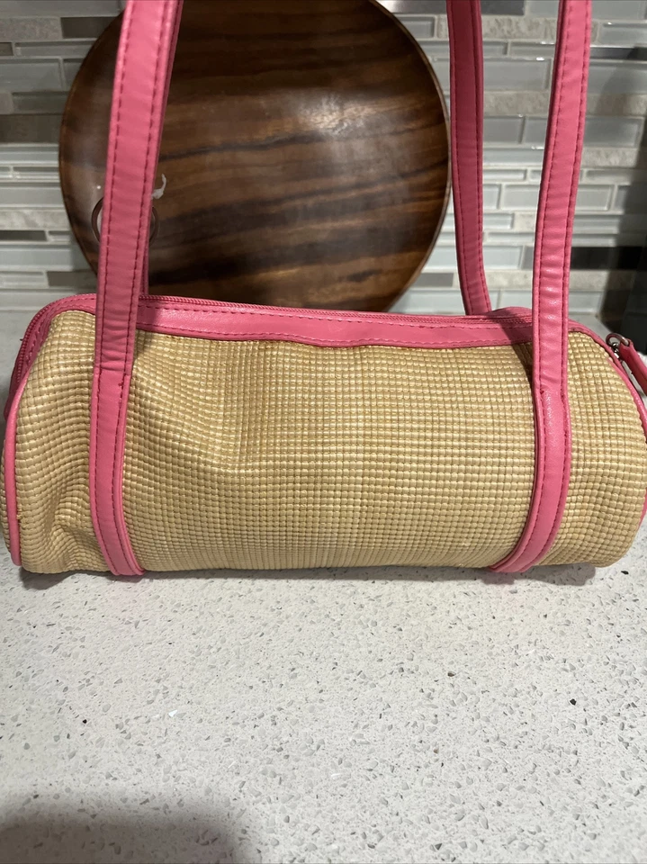 Bolso de mano St. John's Bay de cuero rosa y aspecto de paja Y2K Foto 2 de 4