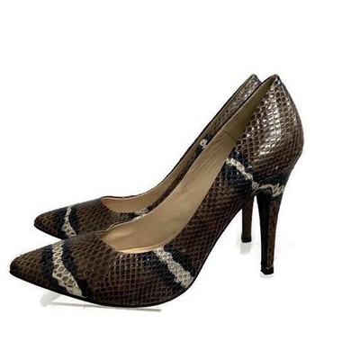 quan pointy toe pumps