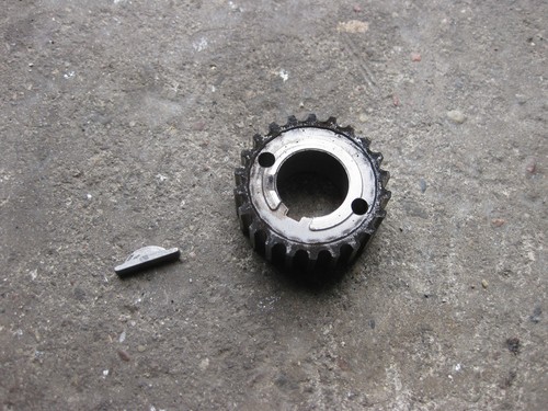 Daihatsu Cuore L5 L501 (95-98) : Kurbelwellen-Zahnriemenrad mit Sperrstift