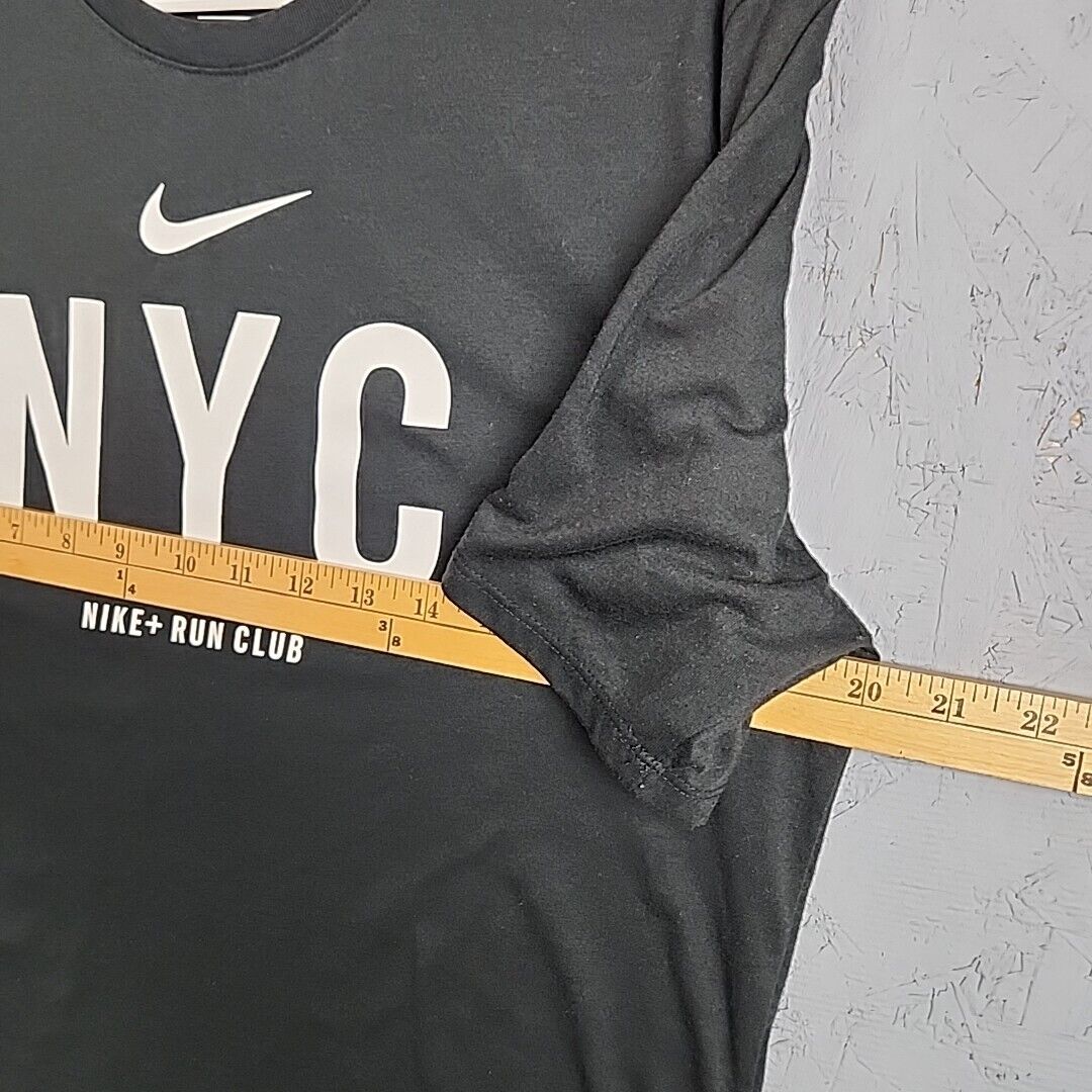 Nike Run Club New York Shirt Mens Medium M Athletic NRC Nike Run Club New York Shirt Mens Medium M Athletic NRC