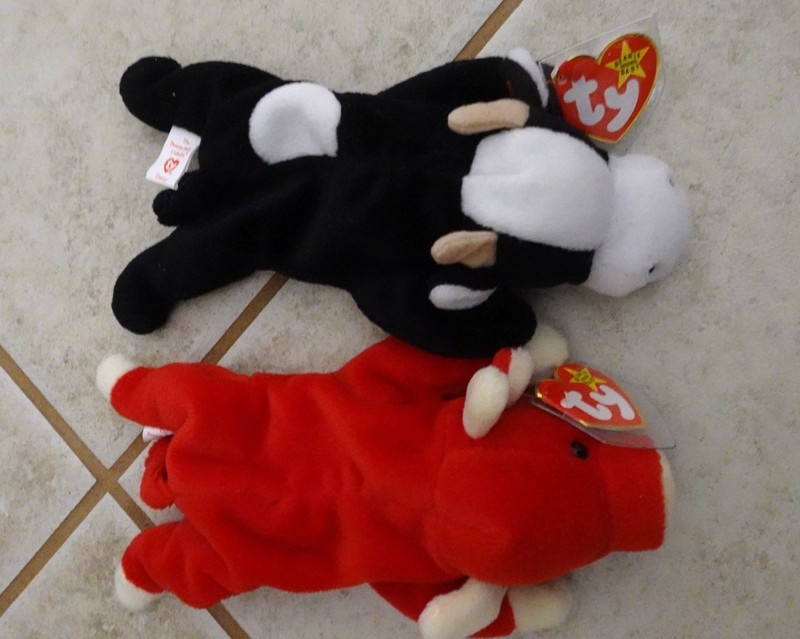 2 Ty Beanie Babies Cow Bull Daisy Snort MWMT 1994/95