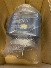 NEW LEESON SINGLE PHASE / 1/2 HP 100-120-200-240V AC / 1,725 RPM /ELECTRIC MOTOR