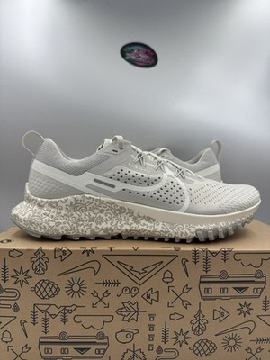 Nike React Pegasus Trail 4 Give Her Flowers Light Bone FZ3778-072 Size 10 Women