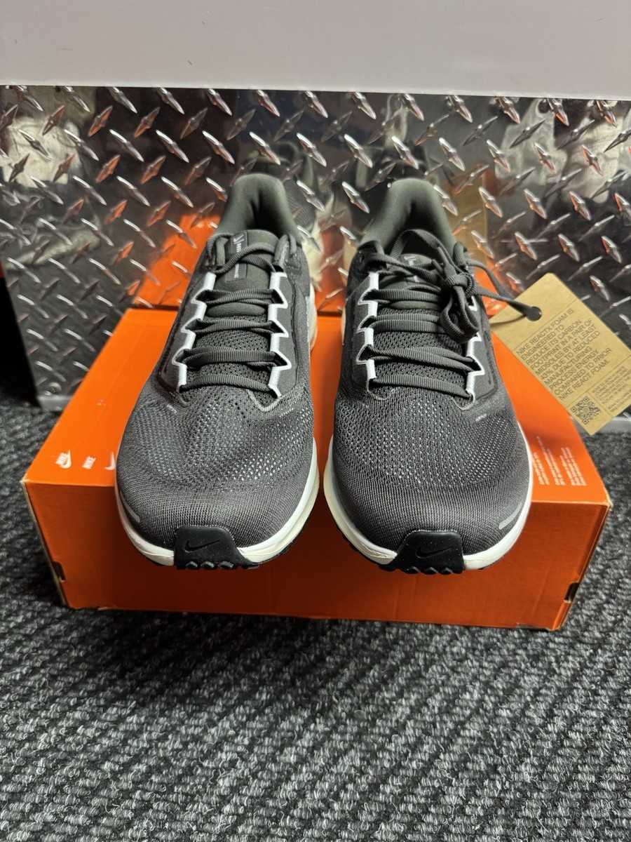 Brand New Nike Air Zoom Pegasus 41 Medium Gray Black FD2722-215
