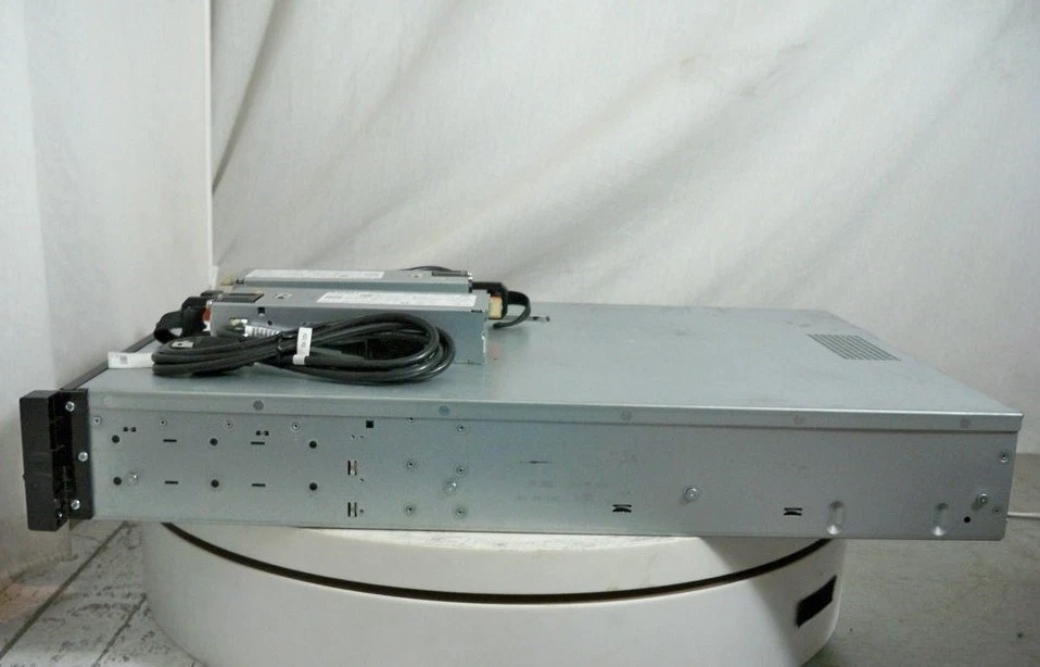 Dell Poweredge R510 E13S Rackmount Server Xeon X5670 2.9Ghz 32GB SEE NOTES - Image 2 of 4