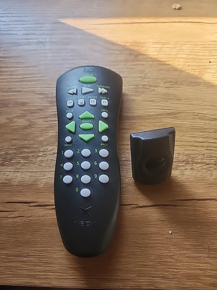 Original Xbox DVD Movie Playback Remote and Dongle - Image 3 of 4