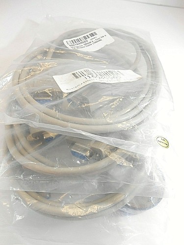 Monoprice 100448 6-Feet DB-9 F/F Molded VGA Cable 326481 Beige color 9 Pin - Afbeelding 5 van 6