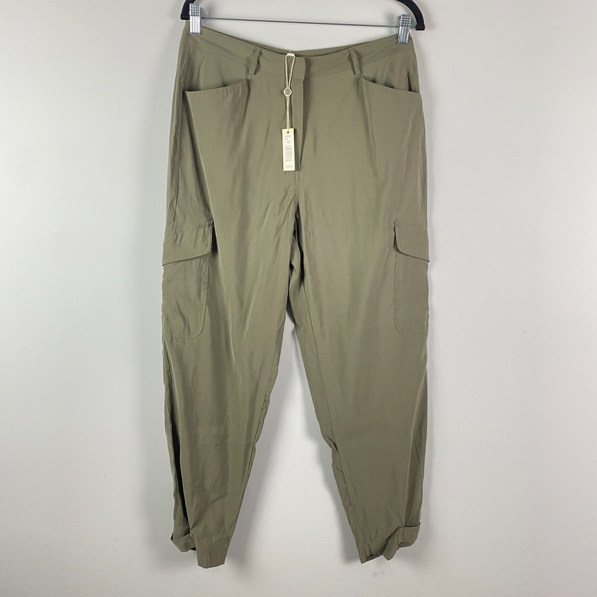 Max Studio Cargo Pants Size 10 Tapered Ankle Sage Green Max Studio Cargo Pants Size 10 Tapered Ankle Sage Green