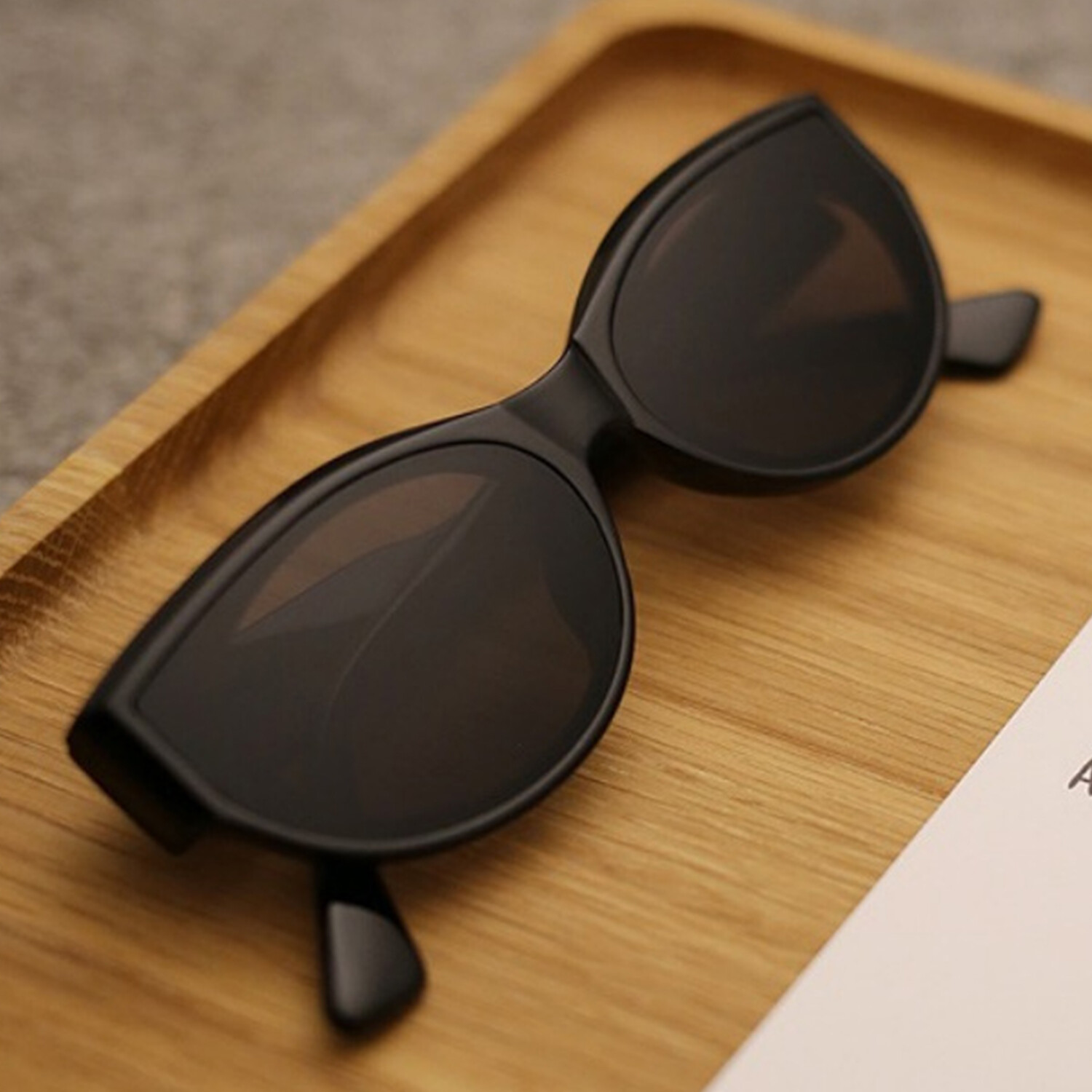 Vintage Cat Eye Sunglasses Women Fashion Designer Eyewear Retro Vintage Narrorw-image