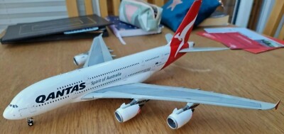 RARE Gemini 1st Edition Qantas Airbus A380 1:200 Collectors Display Model 1/200