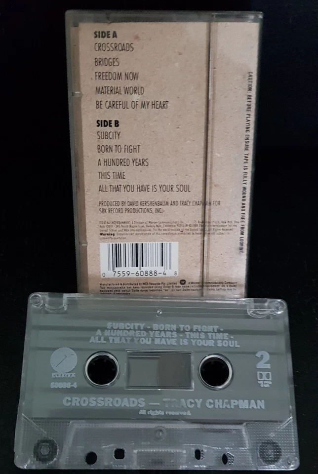 Tracy Chapman – Crossroads - 1989 cassette tape excellent, cover VG+ - Image 2 of 2