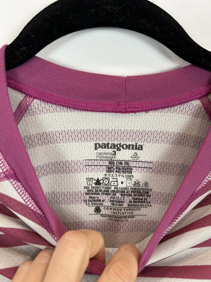 Patagonia Capilene Base Layer Youth Size XXL 16-18 Crewneck Long Sleeve (Small) - Image 3 of 4