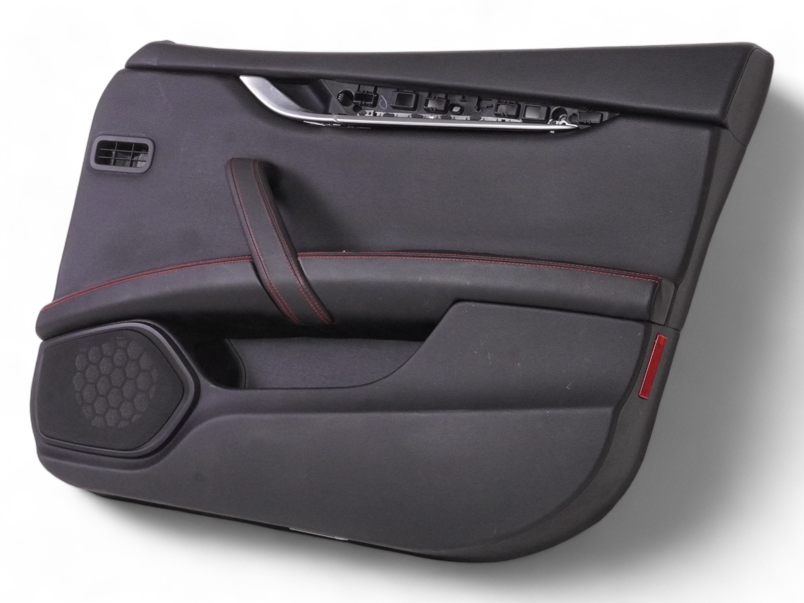 2014-2019 Maserati Ghibli S Q4 M157 OEM Front Right Door Panel Cover 105804409C