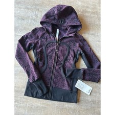 Lululemon Scuba Hoodie II Special Edition Crushed Black Cherry Womens 4 NWT