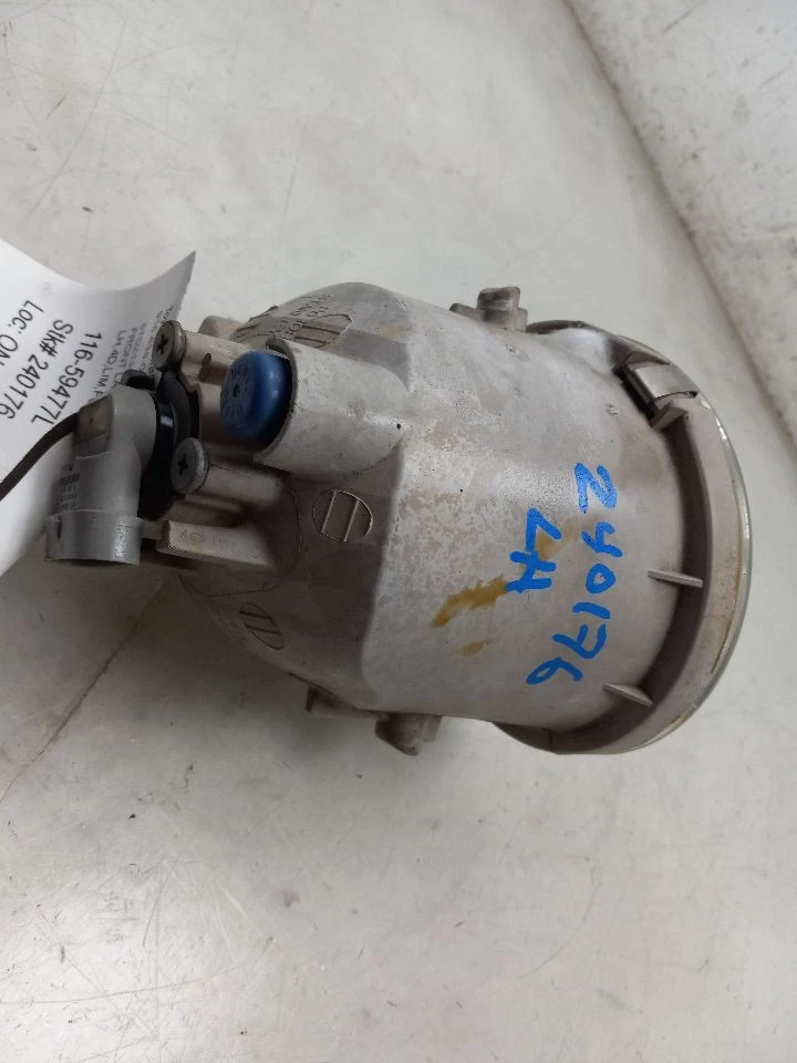 01-07 TOYOTA SEQUOIA LIMITED DRIVER SIDE FRONT FOG LIGHT  — 第 4/4 张图片