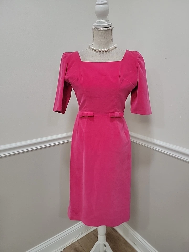 Vintage 1950s Francia Chicago Fucsia Terciopelo Vestido de Cintura con Arco y Cóctel Foto 3 de 4