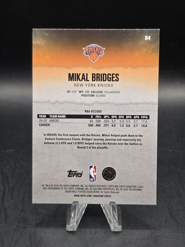 Mikal Bridges 2025-26 Topps Signature Class Round Pick 10 Green Parallel /150  - Bild 2 von 2