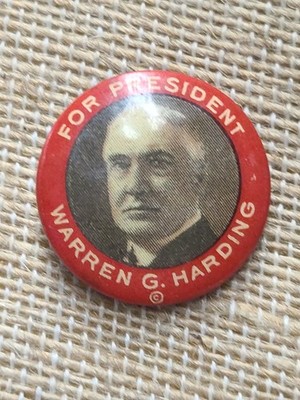 1920 7/8'' Red Background Warren G. Harding Presidential Campaign Button