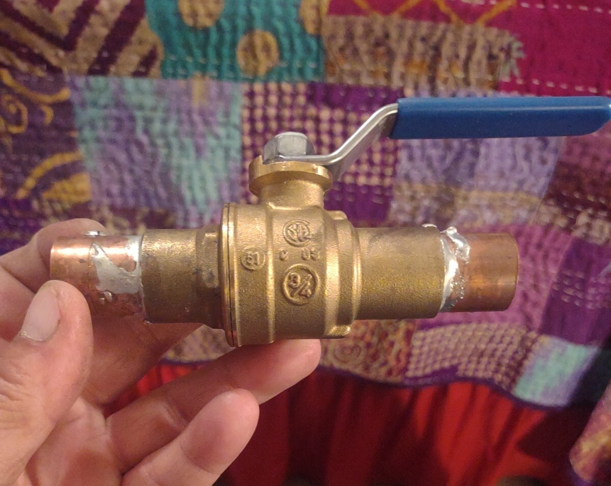 3/4" Everbilt Brass Ball Valve with Drain 024 Lead Free 119434EB