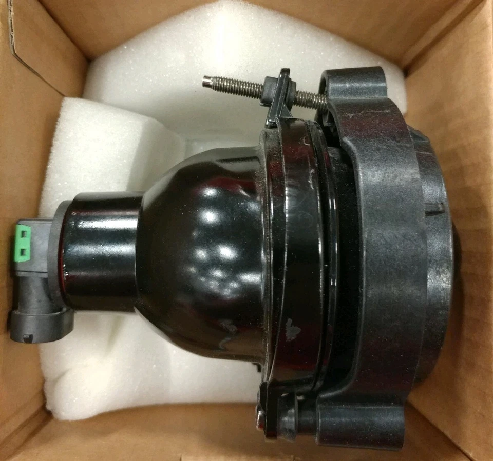 Nuevo GM2593157C CAPA LH=RH luz antiniebla lateral para Saturn Vue 2002-2016 Foto 4 de 4