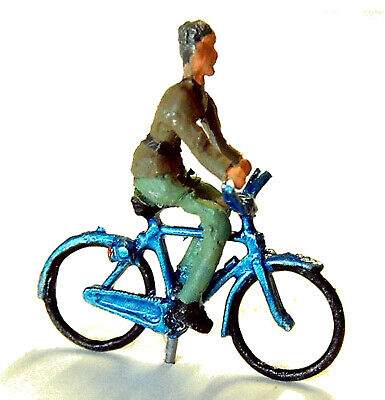 Delivery Bike and man OO/HO gauge unpainted figures Langley8