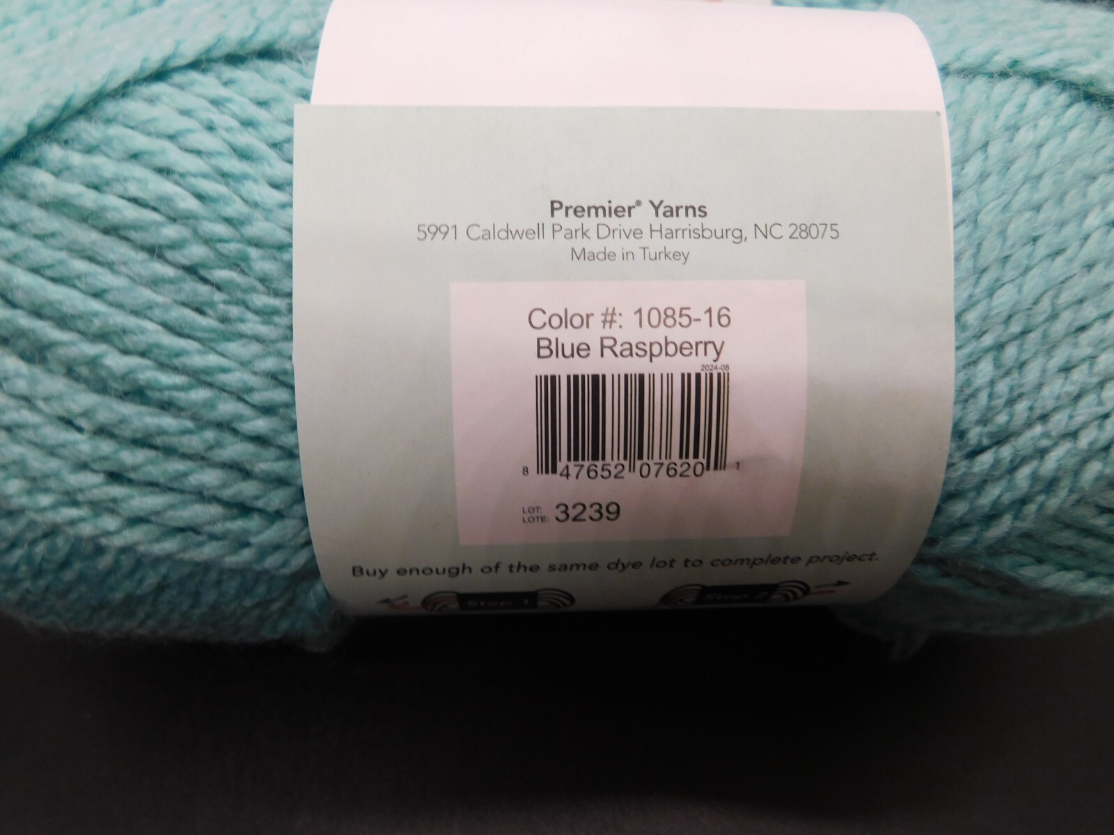 Lot of 2 Premier anti pilling Bamboo Chunky yarn 3.5oz Blue Raspberry ...