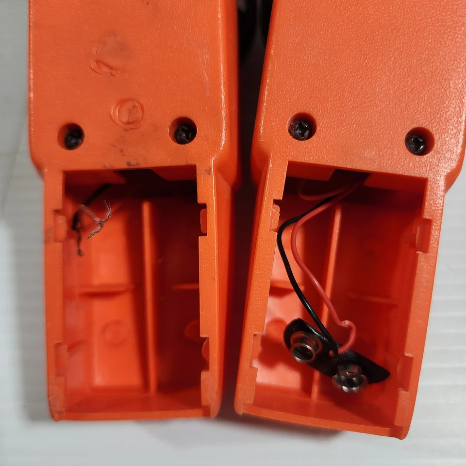 LEER Dos PIEZAS Coche RC Galoob Porsche Radio Control De Colección COMO ESTÁ SIN DEVOLUCIONES SIN PROBAR Foto 4 de 4