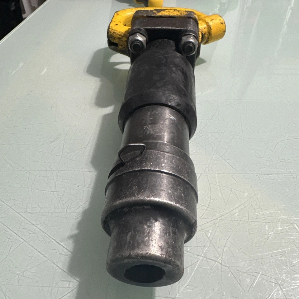 Atlas Copco TEX 319 Pneumatic Chipping Hammer .680-in Round – Durable Constructi - image 2 of 4
